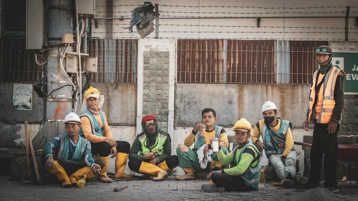 Waskita Karya percepat restrukturisasi untuk meningkatkan kinerja sektor konstruksi. Baca selengkapnya di beritaekonomi.id. #IndustriIndonesia #Konstruksi #BUMN.